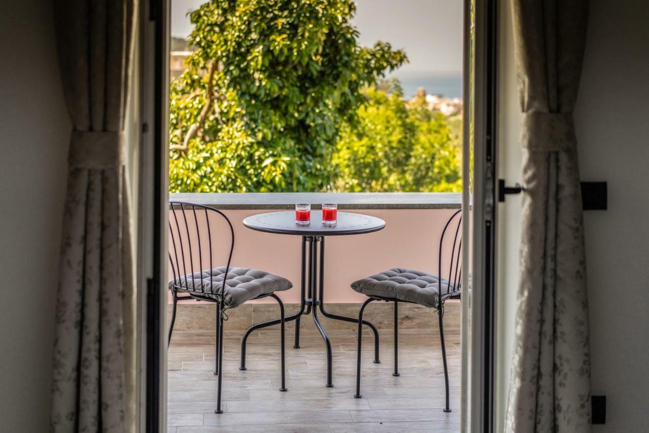 Bed and Breakfast Lemon Factor Сорренто Екстер'єр фото
