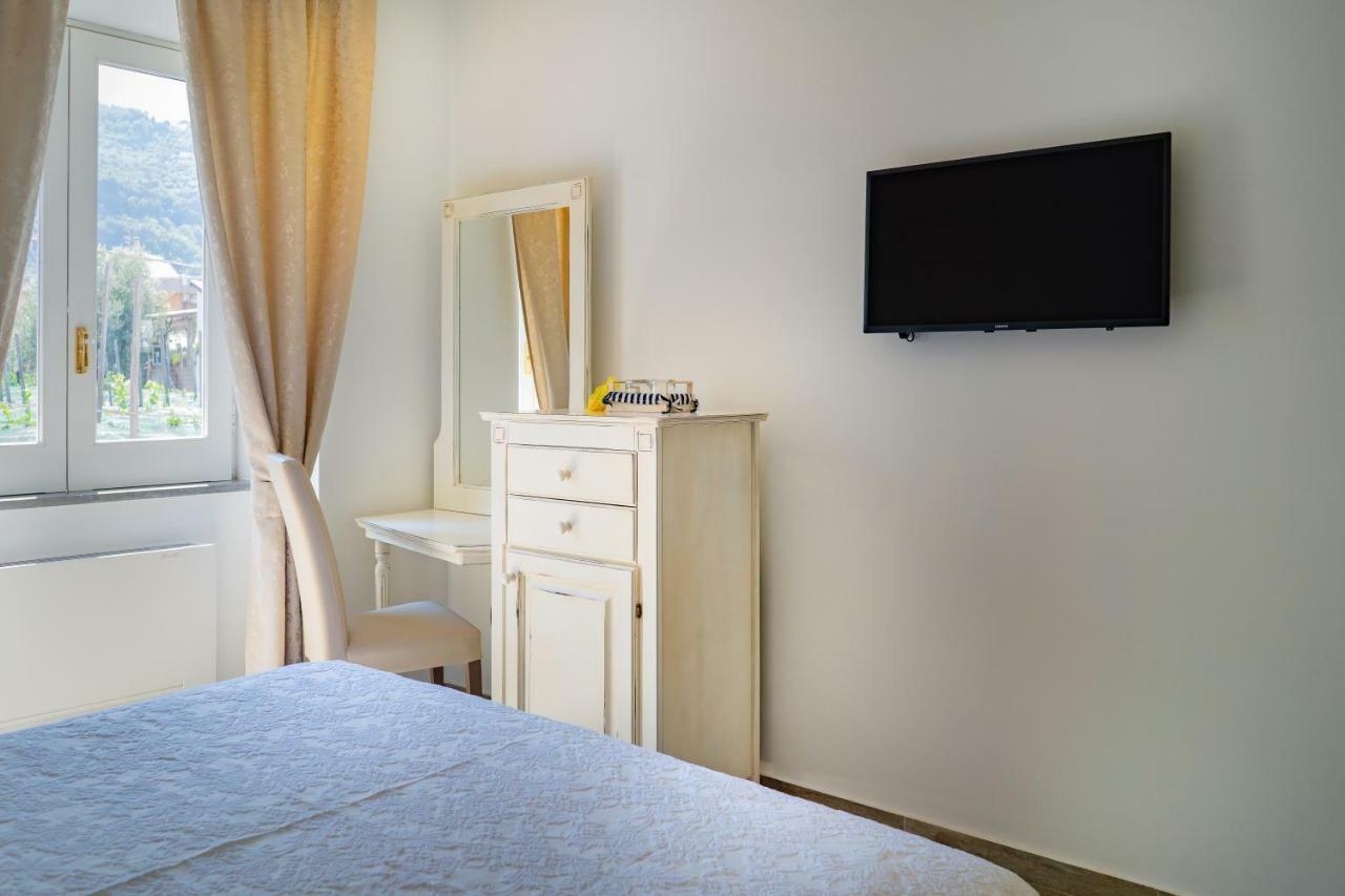 Bed and Breakfast Lemon Factor Сорренто Екстер'єр фото